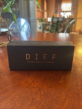 DIFF Charitable Eyewear Sunglasses Box - Black with Gold Logo
